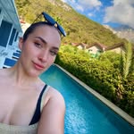 ᴶᴬᴰᴱ ᴴᴼᴼᴰ - @jadelouisehood - Instagram