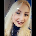 Holly Jade Irwin - @hollyviolets - Instagram