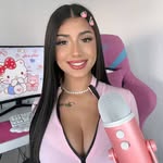 JADEASMR - @jadelyn_asmr - Instagram