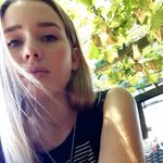 Jade Thorne - @travel_w_jt - Instagram