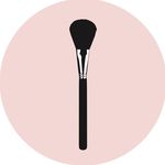 Jamie Sutton - @jamiesuttonmakeup - Instagram
