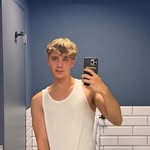 Ja ke🏳️‍🌈👨‍❤️‍💋‍👨 - @jake_berkins - Instagram