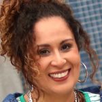Jake Trevisan l Cantora & Missionária Católica - @jaketrevisanoficial - Instagram