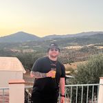 Jake McEwan - @snakemcewan - Instagram