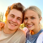 Jake & Maddie Go Places - @jakeandmaddiegoplaces - Instagram