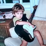 jakob leon - @jakob_leonn - Instagram