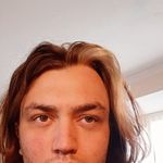 James     Agar - @teachingfishieshowtoswim - Instagram