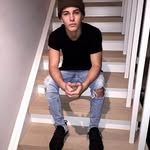 Alex James - @james_ales12 - Instagram