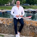 James Books - @jamesgerh7 - Instagram