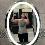 @james.calebb - Instagram