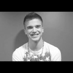 @james_carry - Instagram