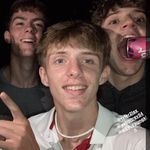 @james_cavanaugh - Instagram