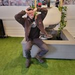 James DeVries - @jameson_dv - Instagram