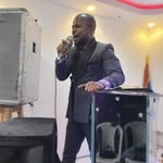James Gum-z - @jamesgumbura - Instagram