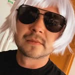 @james_guzzii - Instagram