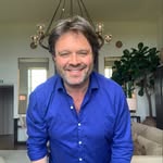 James Hill - @jameshilltravels - Instagram