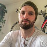 𝗝𝗮𝗺𝗲𝘀 𝗠a̲𝗻c̲i̲n̲i̲! - @kyvesceso - Instagram