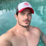 @jamespetrov22 - Instagram