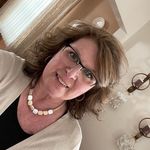Kim Jameson-Petroff - @kimjamesonpetroff - Instagram