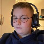 Harry James Woolridge - @theacozagaming297 - Instagram