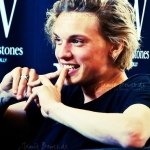 Jamie Campbell Bower - @jamiebowerdaily - Instagram
