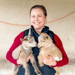 Jamie Buckner-Bridges - @littlemomentsoutside - Instagram