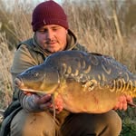 Jamie Stirling - @jamie_carper - Instagram