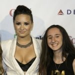 one direction & demi lovato ✨ - @jamiecampanella - Instagram