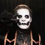 jamie doty - @little_._bat - Instagram