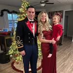 Jamie Phillips - @dachshundmomof3 - Instagram