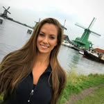 Jannabreslin - @jannabreslin23 - Instagram