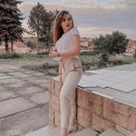 Jan Burgess - @janburgess520 - Instagram
