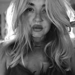 Jane Cotter - @moreissuesthanvouge2020 - Instagram