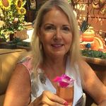 Jan Spain - @myshelfieldhome - Instagram
