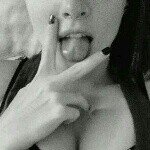 Janai Jackson - @hahachillax - Instagram