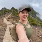 Sarah-Jane Bates - @sazzjazz26 - Instagram