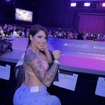 Jane Bella - Facebook