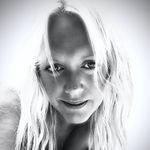 Liz Cornwell - @lizjanecornwell - Instagram