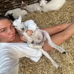 @janeinchaarg - Instagram