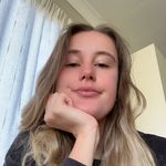 JANE LAUGE LØVSCHALL KNUDSEN - @jane_lovschall - Instagram