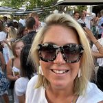 Jane Lambert - @life.with.the.lambos - Instagram