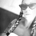 Jane Liles - @liles4032 - Instagram