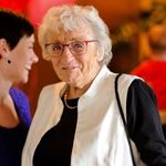 Jane MacKinnon - @grandma_dodo - Instagram