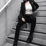 JANE.🖤 - @jane.motionless - Instagram