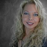 Janis Leffler Pillow - @janis1230 - Instagram