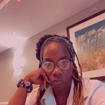 Janet Pinckney - @44andawesome - Instagram