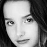 Sarah jane renton - @annieleblanclover509 - Instagram