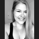 Janel Rinehart - @jrine988 - Instagram