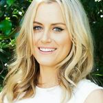 Taylor Jane Schilling🌚 - @taypanschill - Instagram