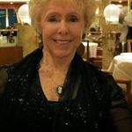 Jane Searles - @janasee35 - Instagram